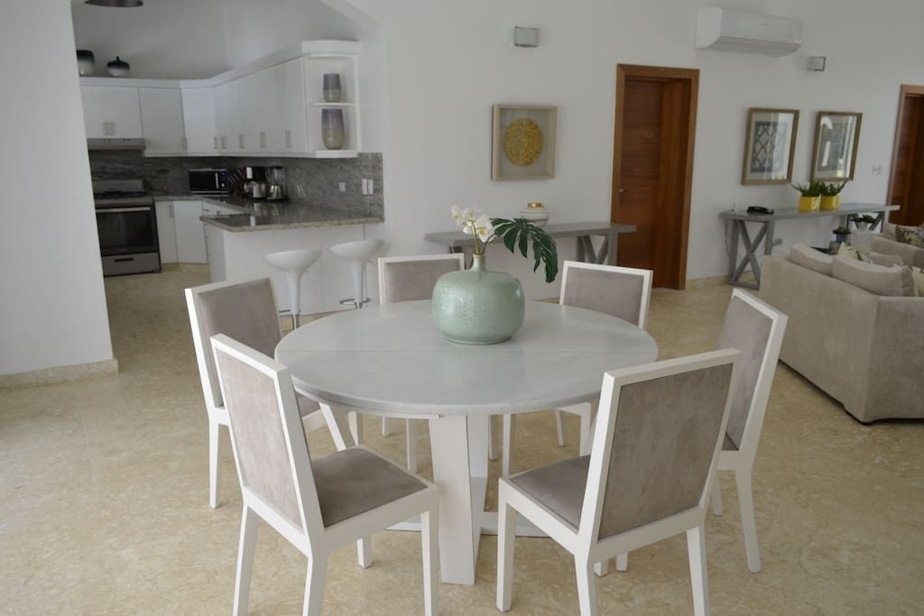 Villa 119 Dining Room